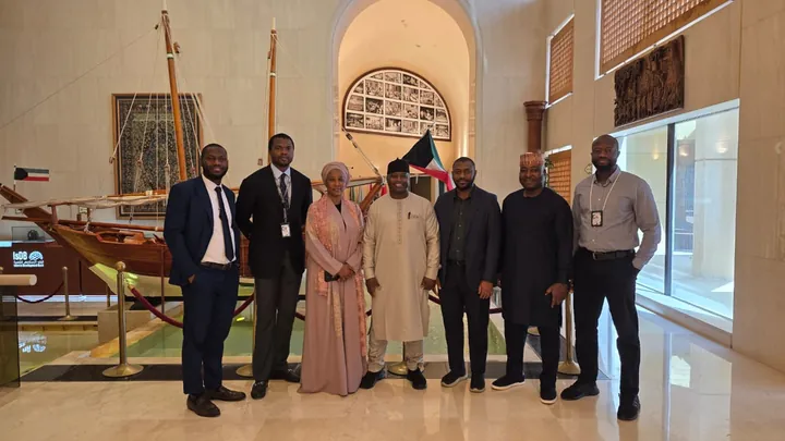 The Arthur Group delegation on an institutional visit